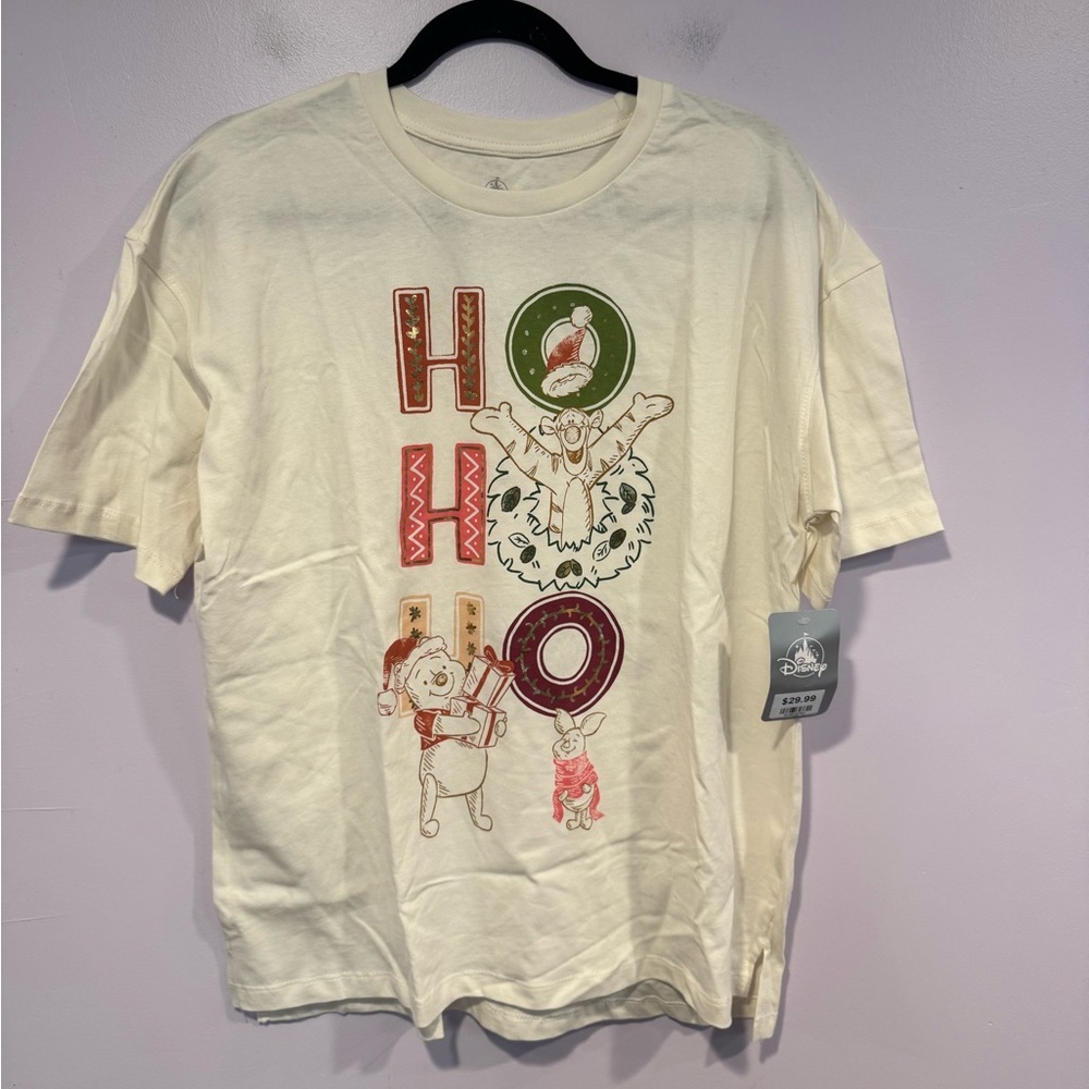 NWT Winnie the Pooh Christmas tshirtβ